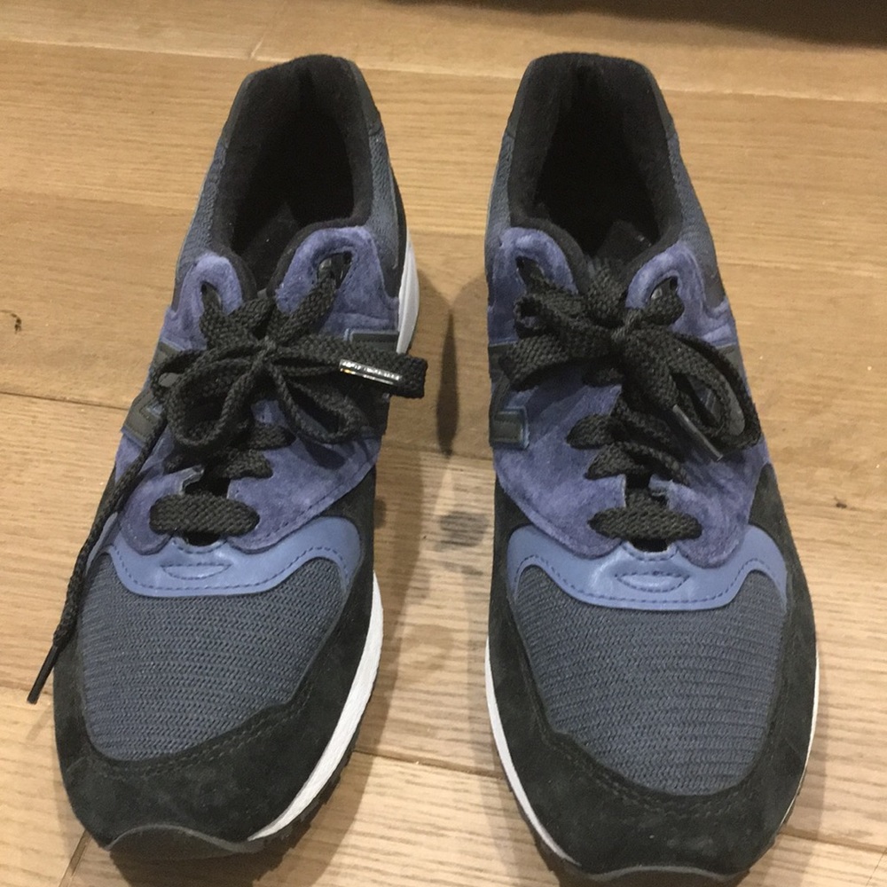 New Balance 999 Midnight Blue Running Sneaker